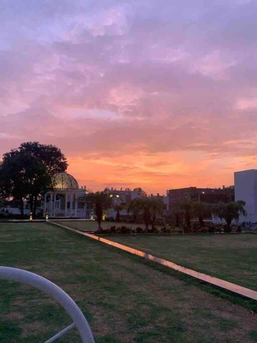 Furnished Villa Near Airport, Away From City Bhopal Eksteriør billede
