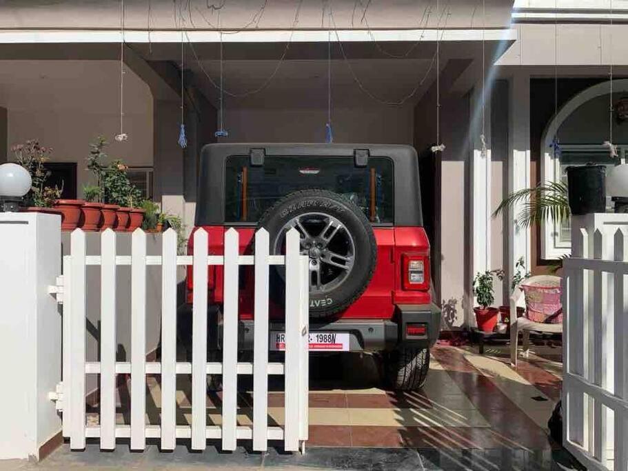 Furnished Villa Near Airport, Away From City Bhopal Eksteriør billede